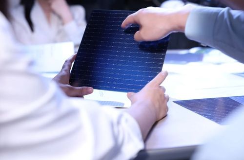 Últimas noticias de la empresa sobre De PERC a TOPCon: ¿Qué panel solar crees que es mejor?
